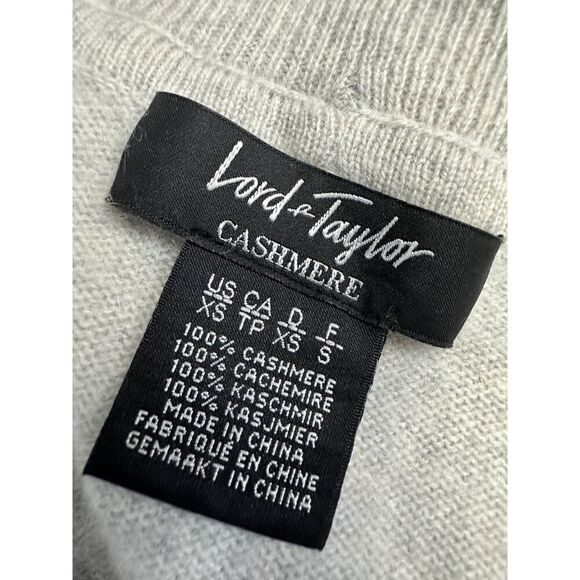 Lord & Taylorβ100% Cashmere Off Shoulder Sweater Gray XS Soft Cozy Elegant - Picture 9 of 10